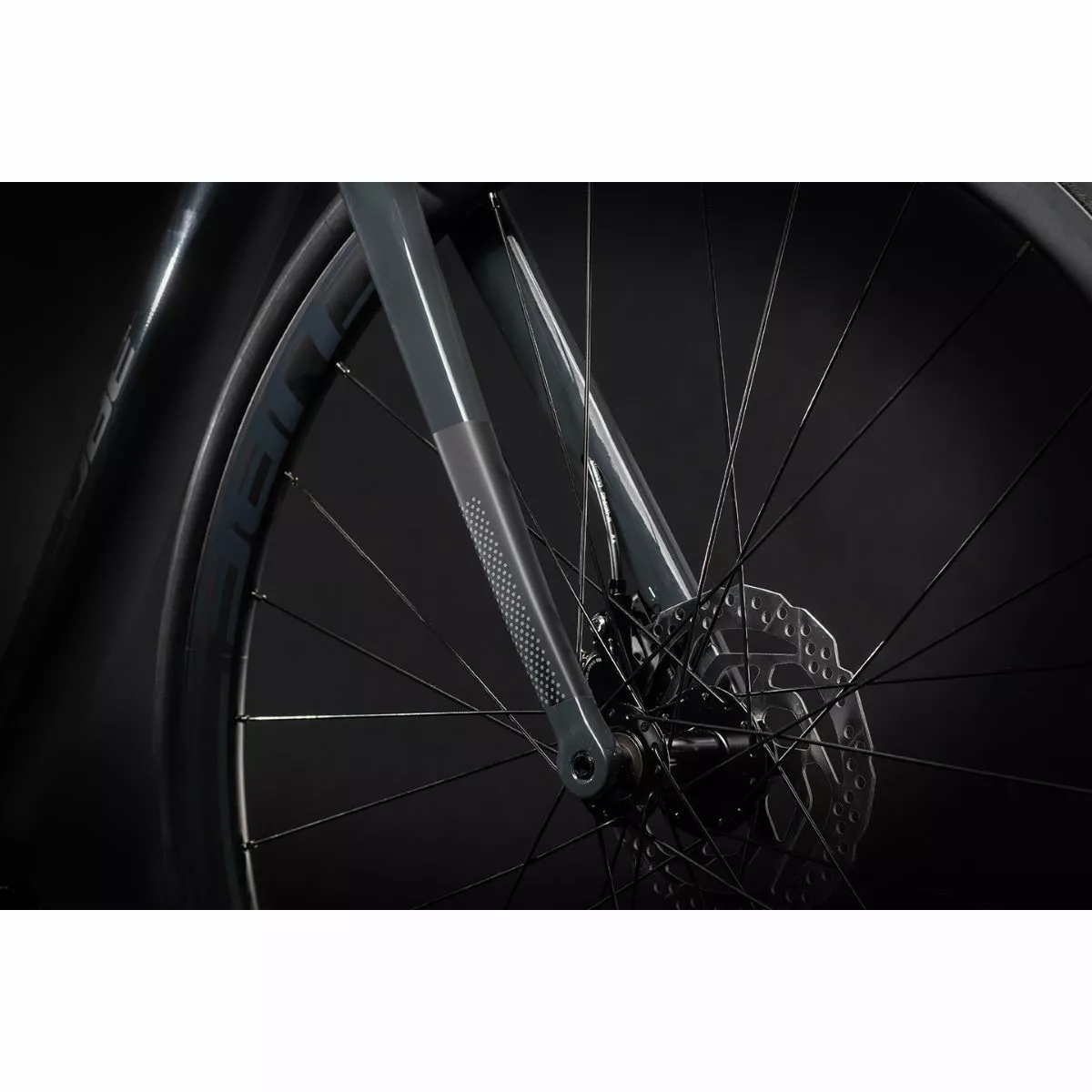 Cube Axial WS Race Road Bike (2021) 8 Cube Axial WS Race Road Bike (2021) - Image 8