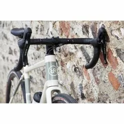 Orro Terra C HYD 7020 RR9 Gravel Bike (2023) -Bikes Sales Store Orro Terra C 105 Hydro RR9 Gravel Bike 2021 Adventure Bikes Chalk 2021 ORRTC2702RR9SDC48 4