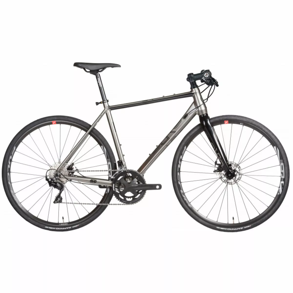 Orro Terra Gravel 105 R900 Flatbar Gravel Bike (2023) 1 Orro Terra Gravel 105 R900 Flatbar Gravel Bike (2023)