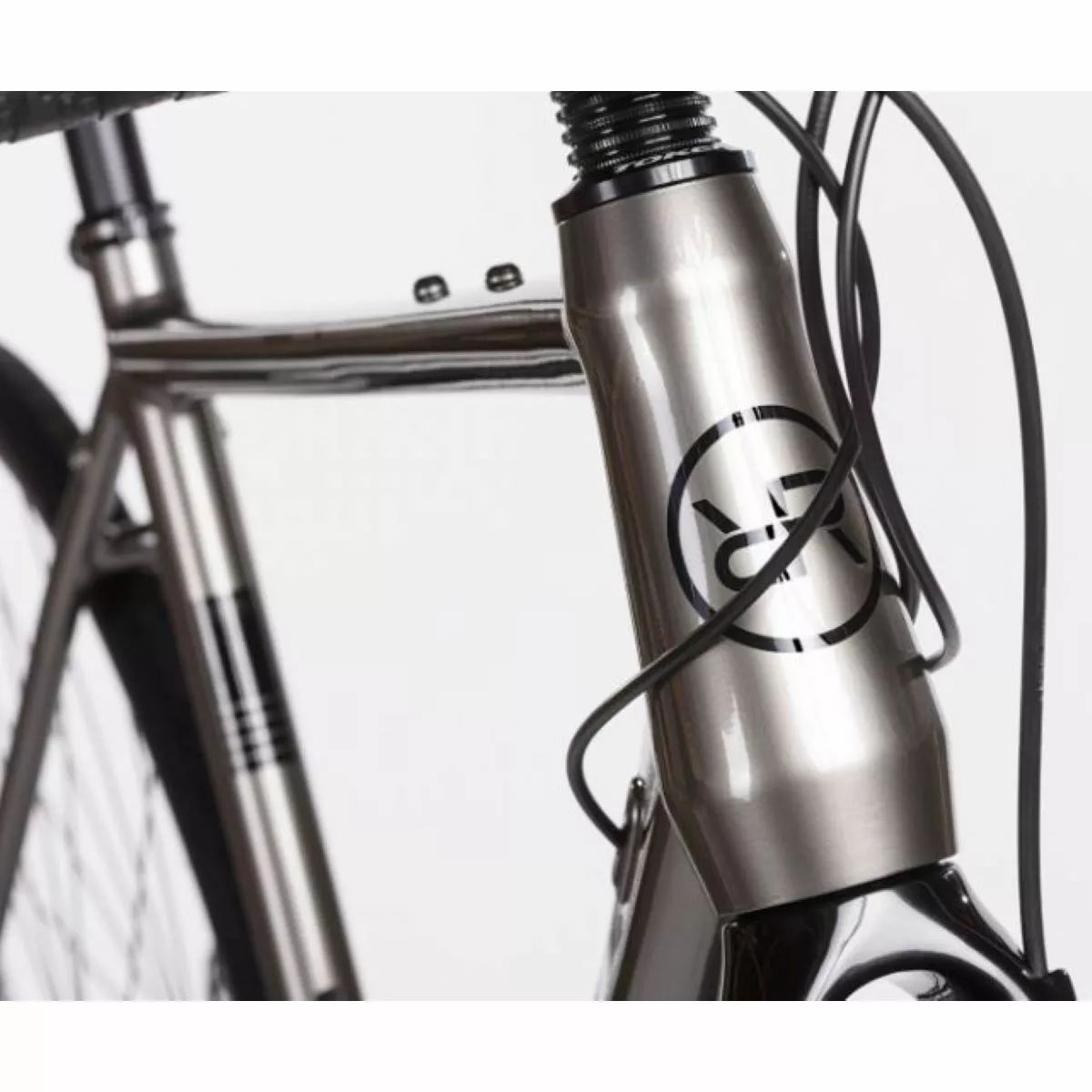 Orro Terra Gravel 105 R900 Flatbar Gravel Bike (2023) 2 Orro Terra Gravel 105 R900 Flatbar Gravel Bike (2023) - Image 2