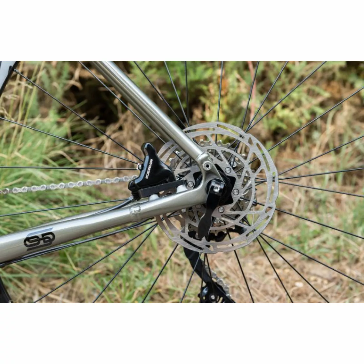 Orro Terra Gravel 105 R900 Flatbar Gravel Bike (2023) 9 Orro Terra Gravel 105 R900 Flatbar Gravel Bike (2023) - Image 9