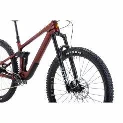 Vitus Escarpe 29 AMP Mountain Bike -Bikes Sales Store Vitus Escarpe 29 AMP Mountain Bike 2022 Octane Red 12