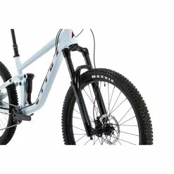 Vitus Mythique 27 VRS Mountain Bike -Bikes Sales Store Vitus Mythique 27 VRS Mountain Bike 2023 Oryx Grey 13
