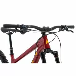 Vitus Mythique 29 AMP Mountain Bike -Bikes Sales Store Vitus Mythique 29 AMP Mountain Bike 2023 Octane Red 09