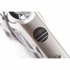 Orro Terra Gravel 7000-FSA R900 Gravel Bike (2023) 9 Orro Terra Gravel 7000-FSA R900 Gravel Bike (2023) -Bikes Sales Store i Ride 6070 web large